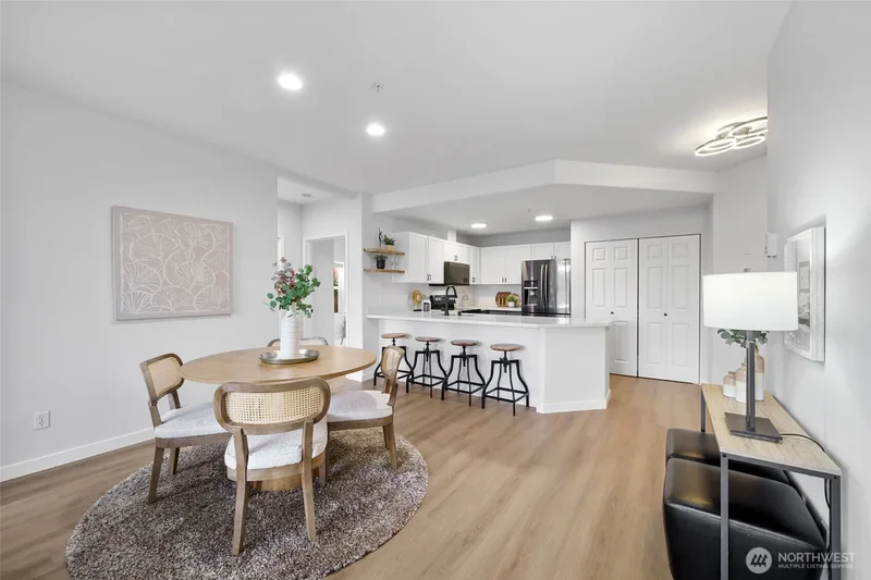 3221 SW Avalon Way 207, Seattle, Washington, United States. - Photo 9