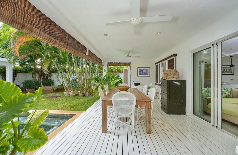 Grand Baie, Rivière du Rempart District, Mauritius. - Photo 13
