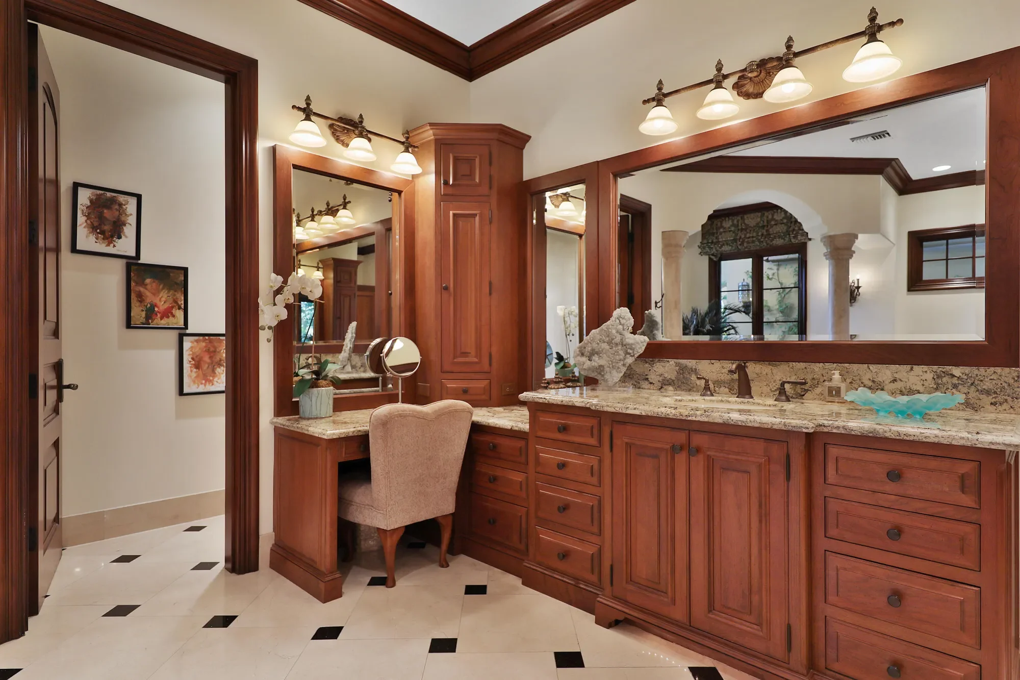 Gallery photo 7