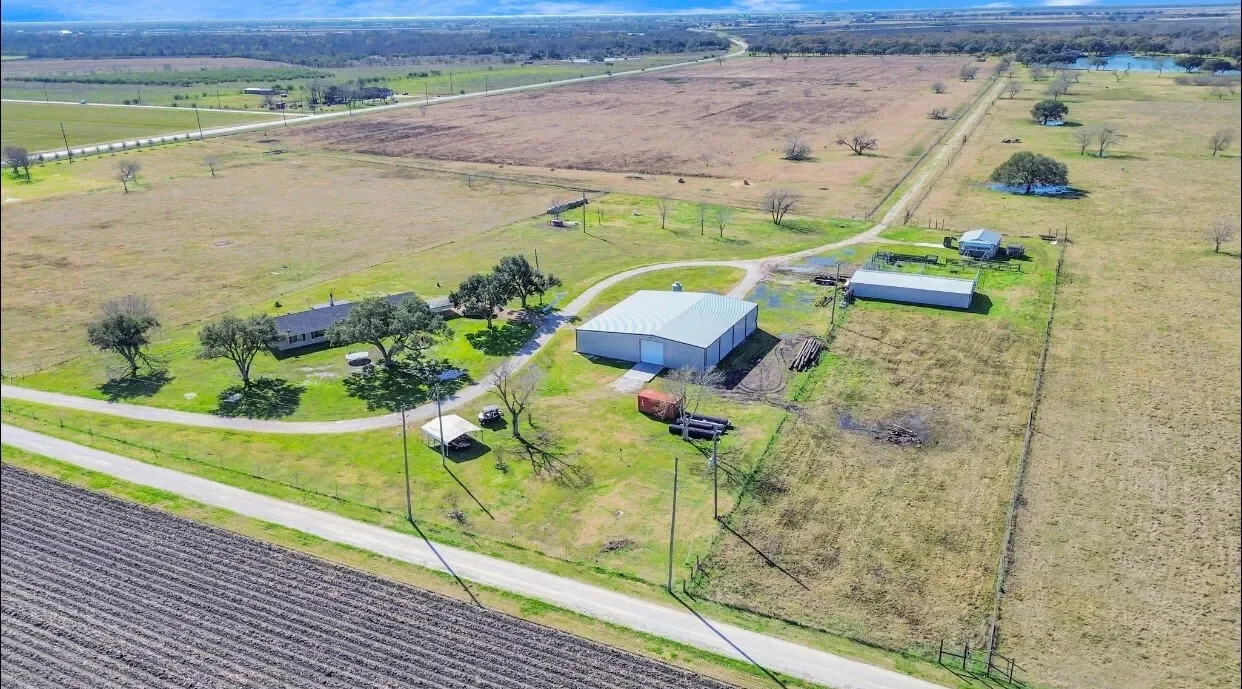 5523 Ehrman Lake Lane, Wallis, TX 77485, Wallis, Texas, United States. - Photo 37
