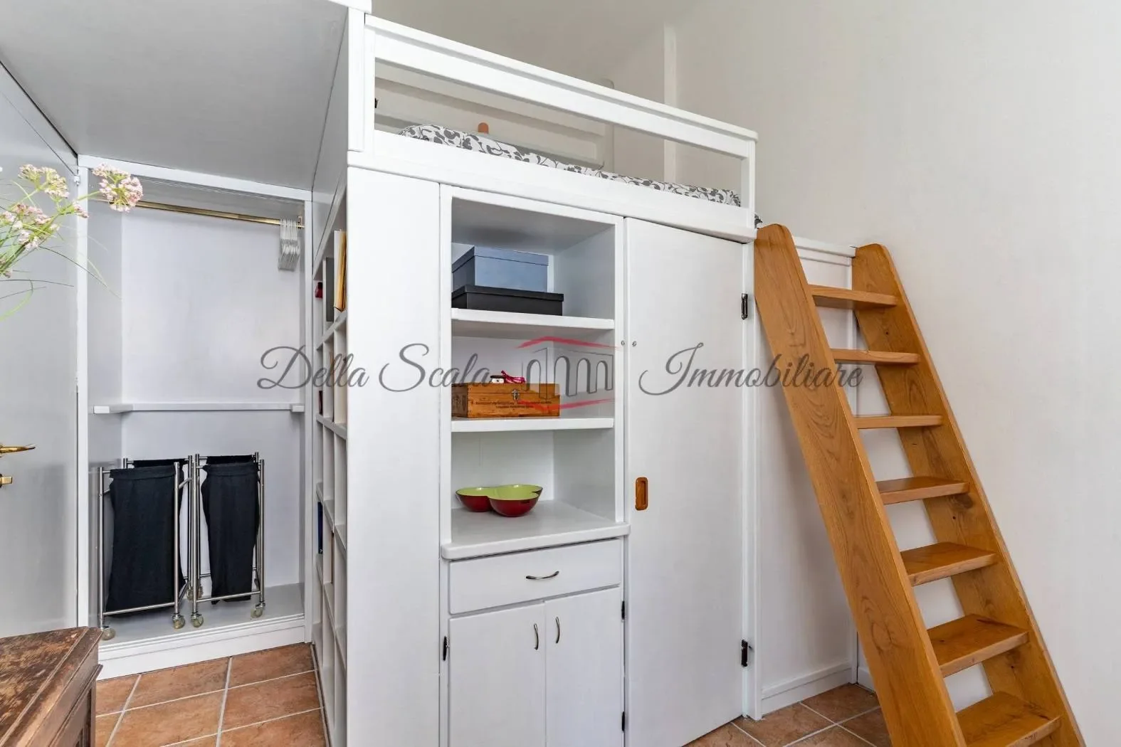 Gallery photo 3