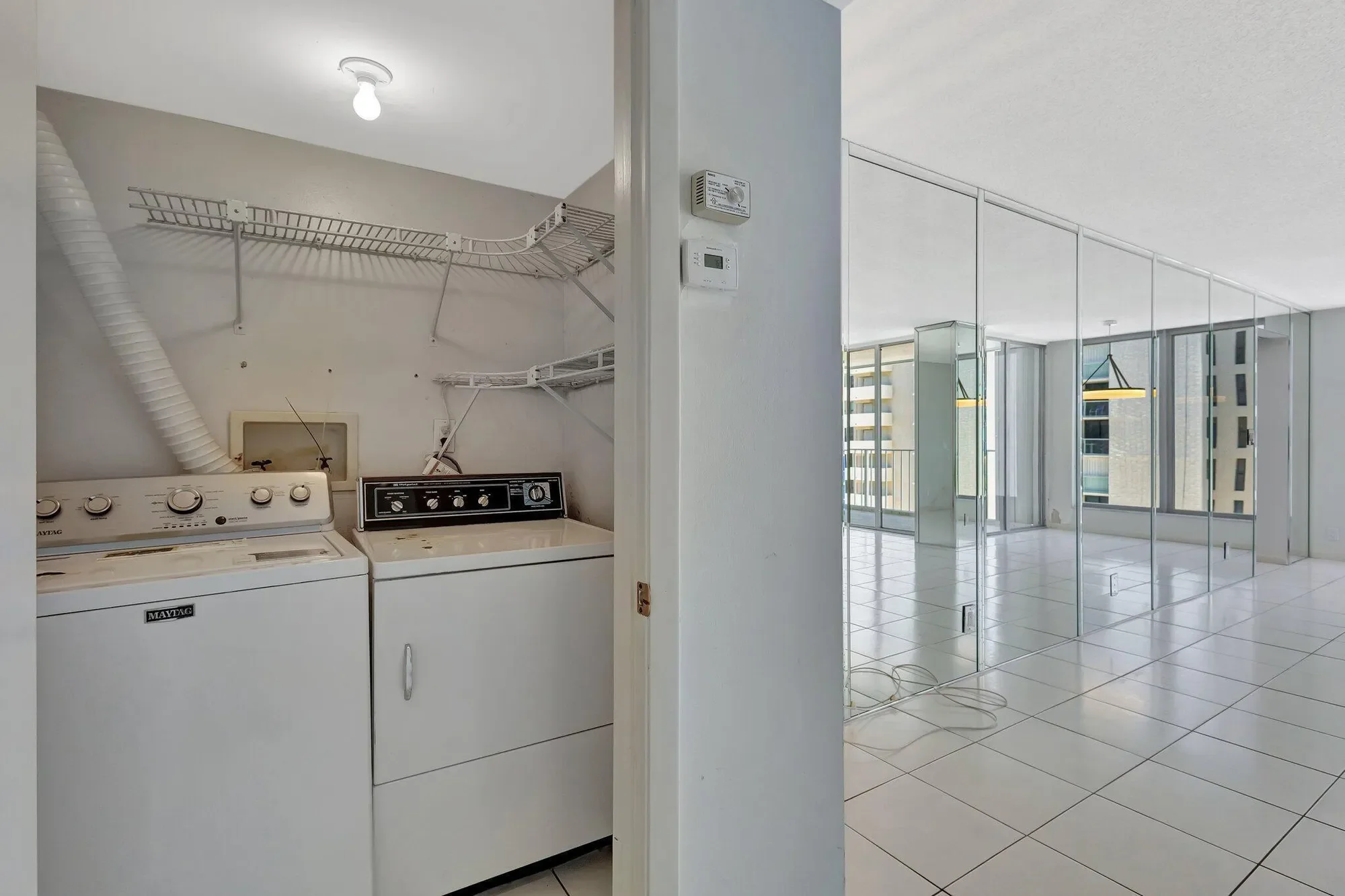 1010 S Ocean Boulevard, Hillsboro Beach, Florida, United States. - Photo 18