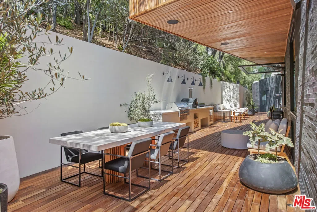 2535 Hutton Drive, Beverly Hills, California, United States. - Photo 27