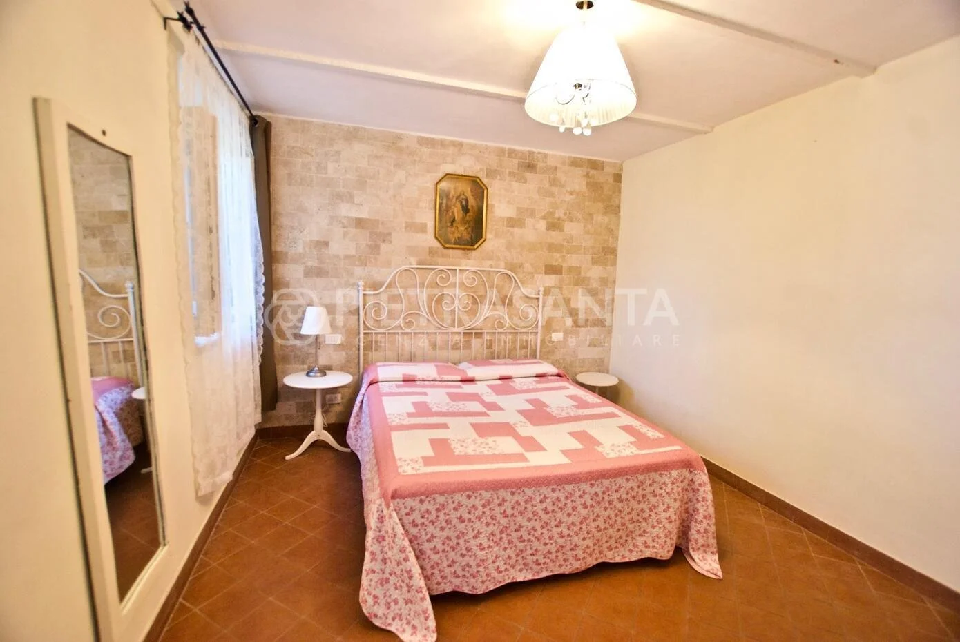 Gallery photo 2