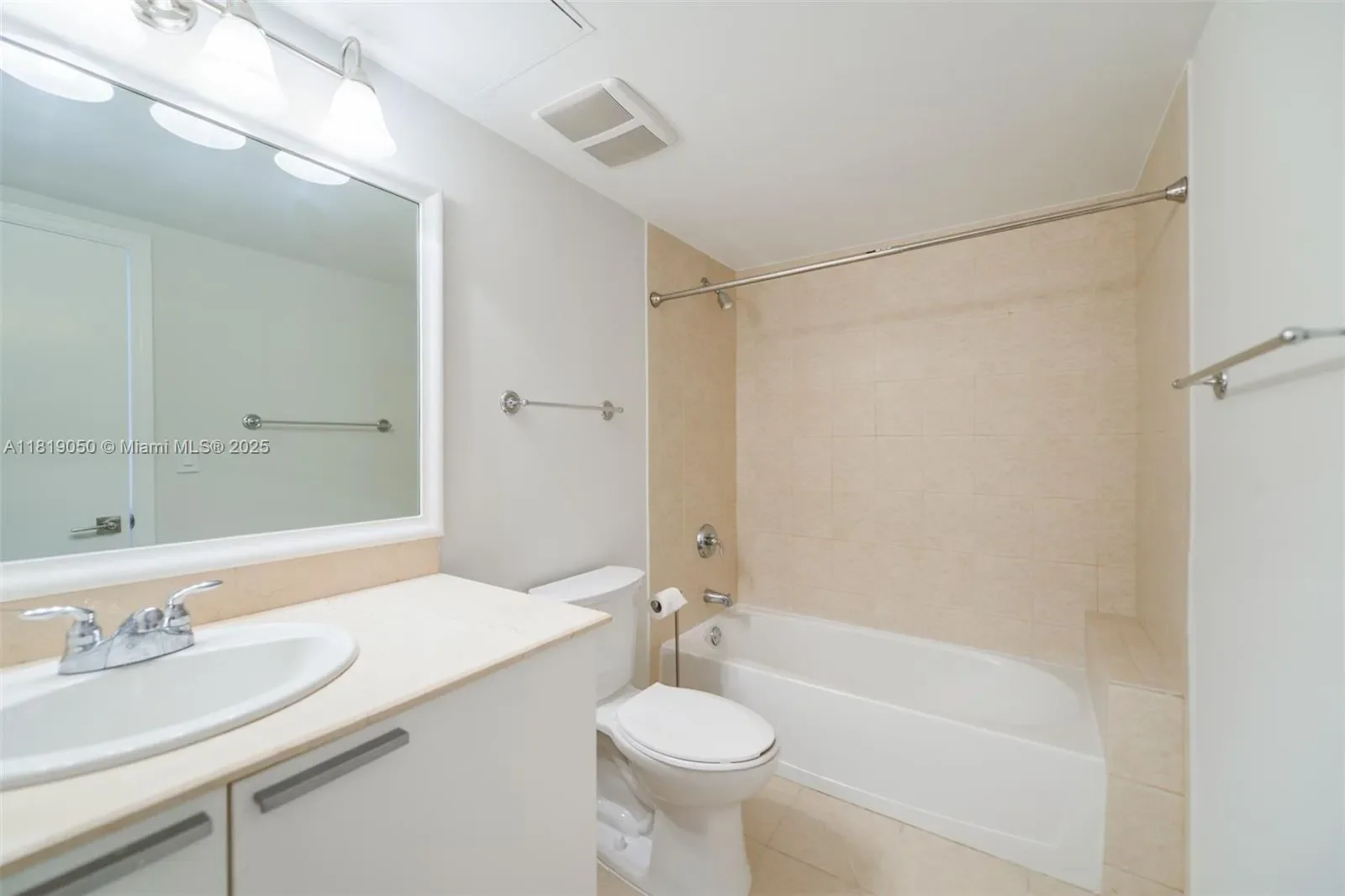 16699 Collins Ave 2107, Golden Beach, Florida, United States. - Photo 18