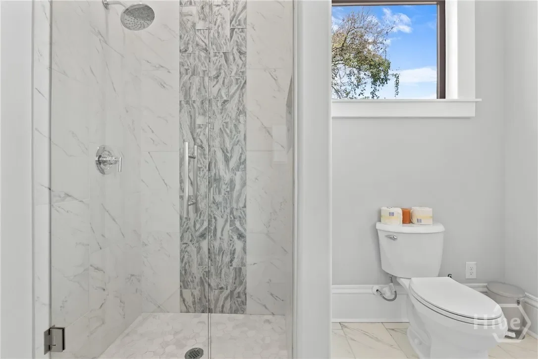 407 W 35th Street, Savannah, Georgia, United States. - Photo 47