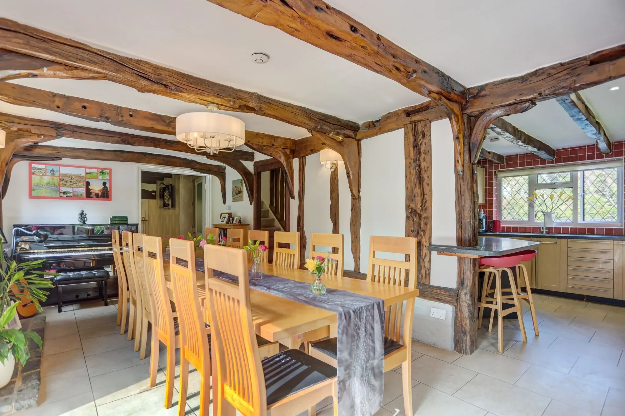 Small Dole, Henfield, Henfield, England, United Kingdom. - Photo 9
