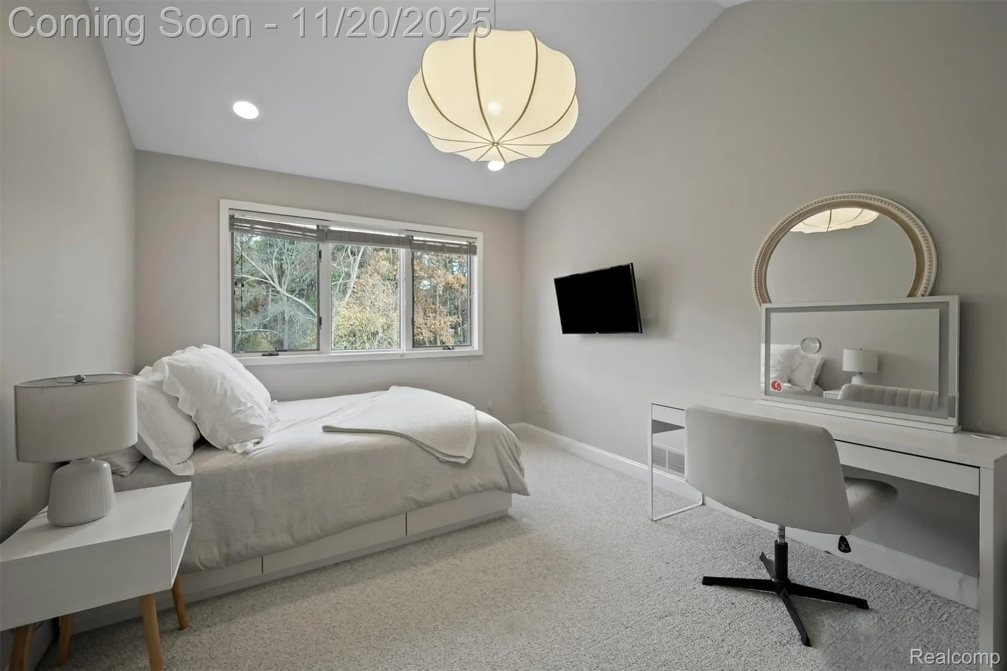 5764 Bloomfield Glens Road, West Bloomfield Charter Township, MI 48322, Farmington Hills, Michigan, United States. - Photo 3