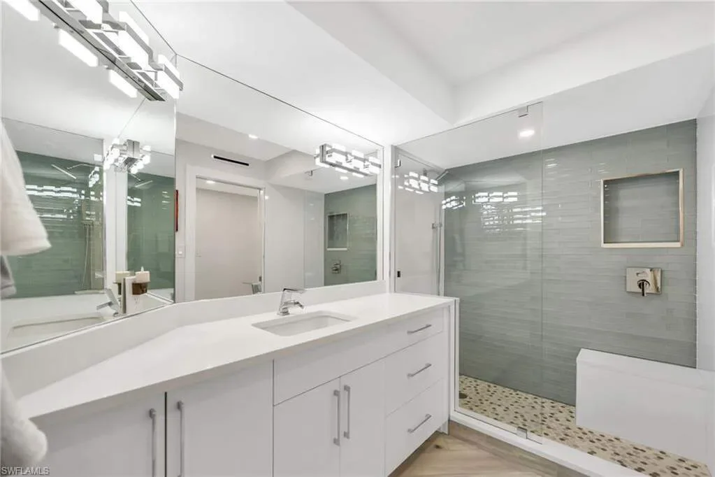 4551 Gulf Shore BLVD, #1805, Naples, FL, 34103, USA, Naples, Florida, United States. - Photo 16