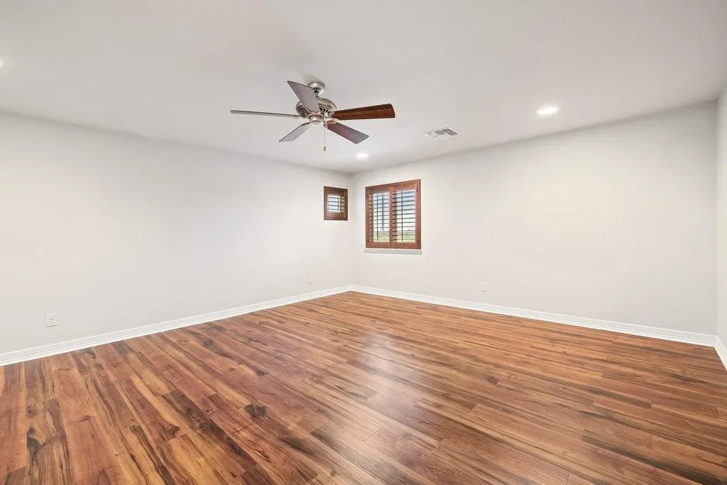 321 Sarahs LN, Liberty Hill, Texas, United States. - Photo 21