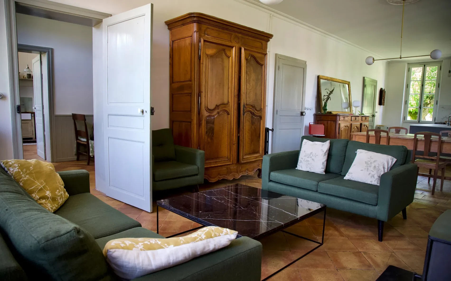 Gallery photo 4