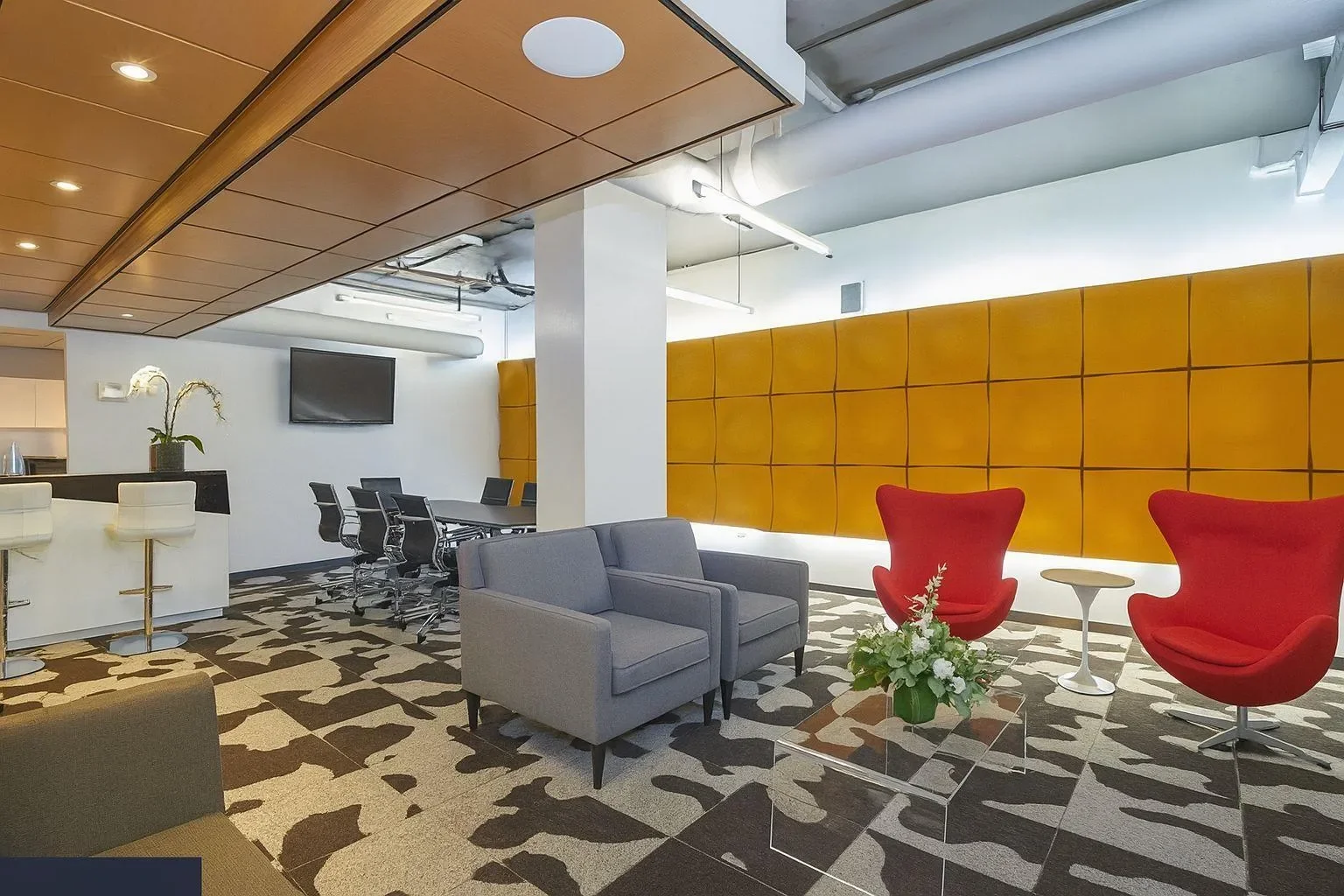 Avonova, 219 W 81ST ST, New York, New York, United States. - Photo 13