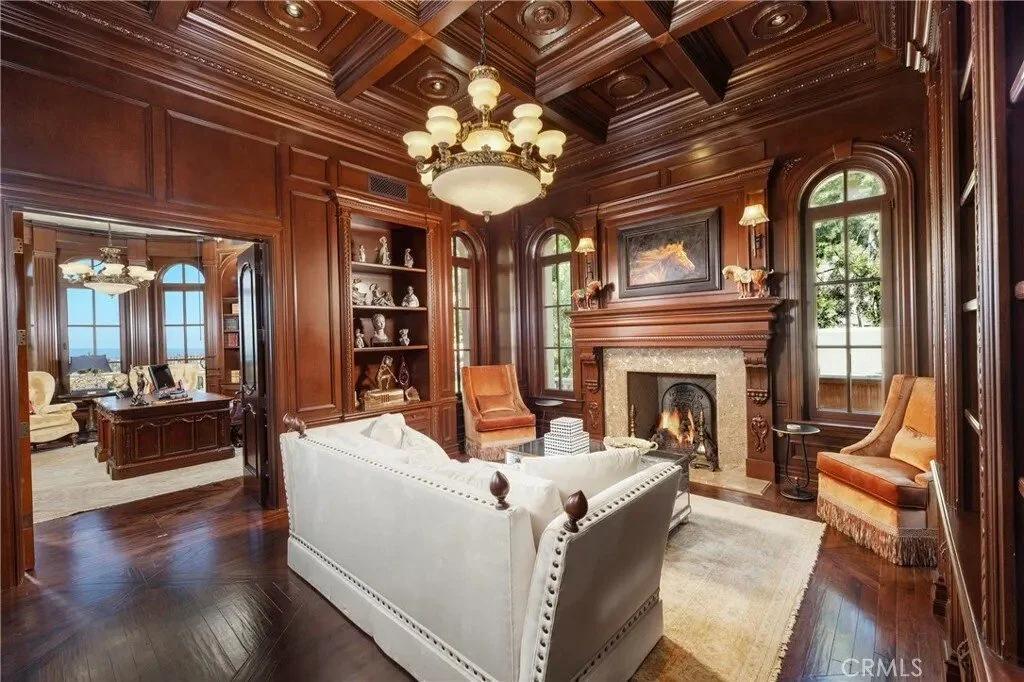 12 Skyridge, Newport Beach, California, United States. - Photo 19