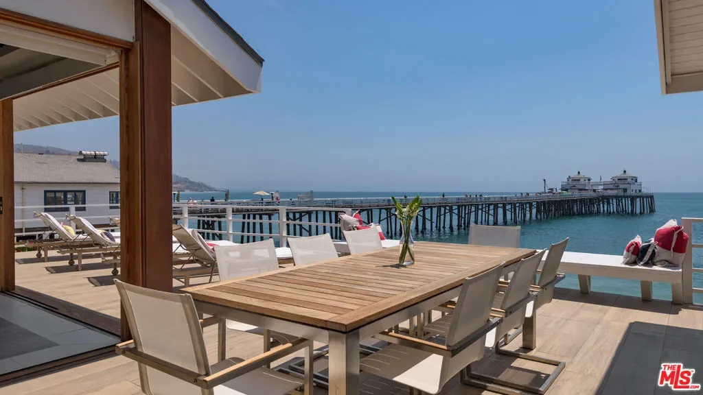 23018 Pacific Coast Highway, Malibu, California, United States. - Photo 23