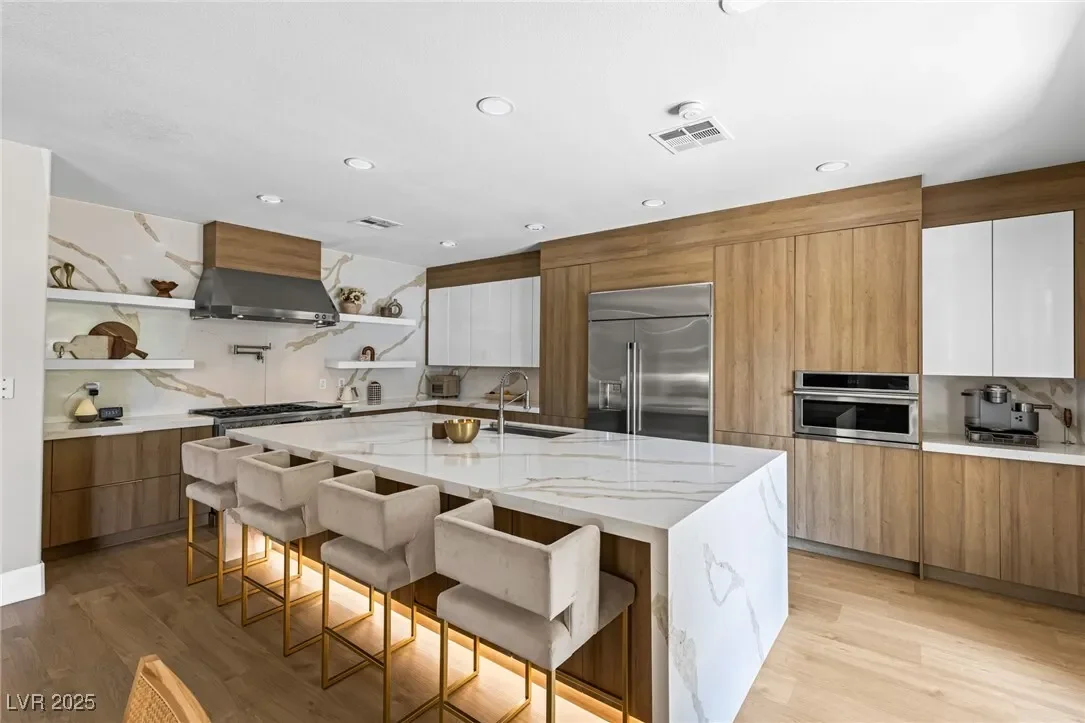 700 Pinnacle Heights Lane, Las Vegas, Nevada, United States. - Photo 16
