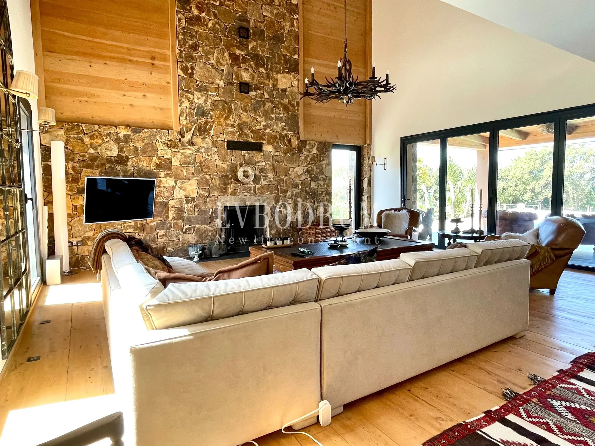 Gallery photo 4