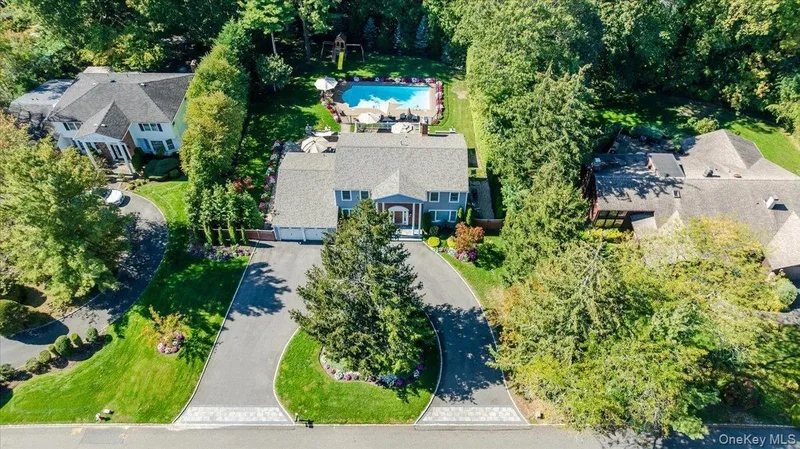 75 Karol Place, Muttontown, NY 11753, Muttontown, New York, United States. - Photo 25