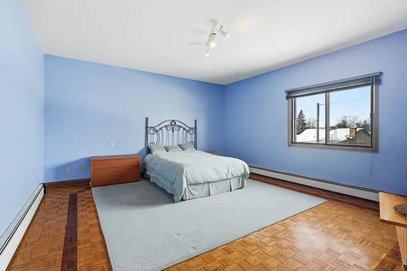 3015 Crois. Giffard, Laval, Quebec, Canada. - Photo 32