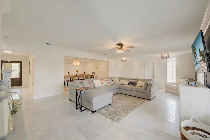 4821 NE 28th Ave, Lighthouse Point, Florida, United States. - Photo 16
