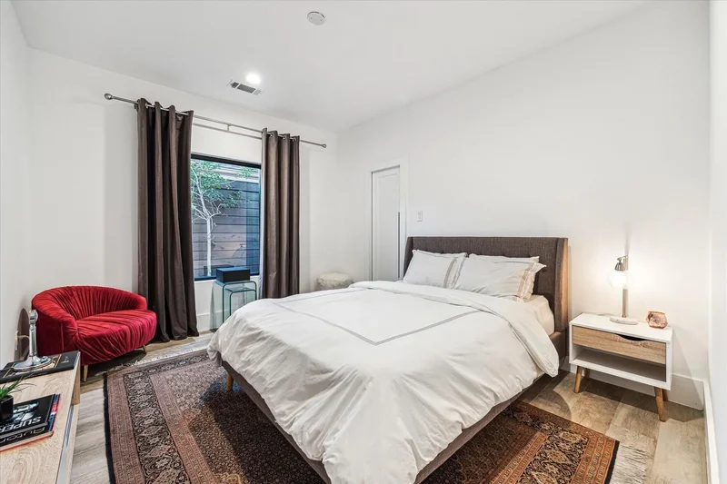 5406 Woodway Drive, Houston, Texas, United States. - Photo 10