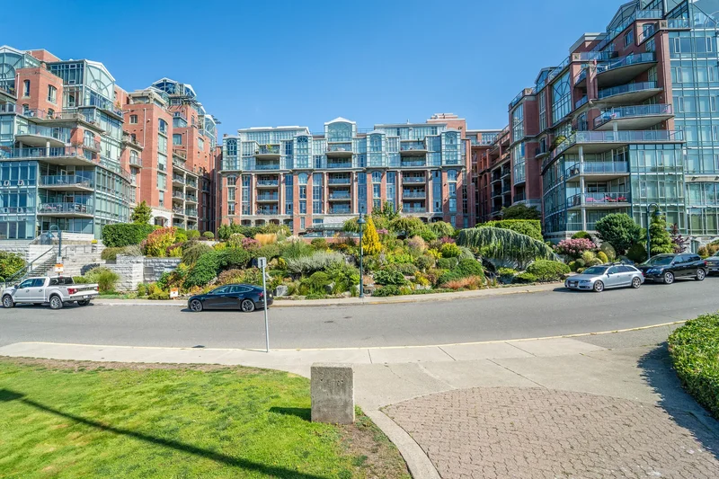 231-21 Dallas Road, Victoria, BC V8V 4Z9, Victoria, British Columbia, Canada. - Photo 15