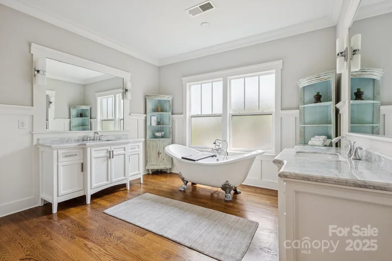 2221 Kenmore Avenue, Charlotte, NC 28204, Charlotte, North Carolina, United States. - Photo 15