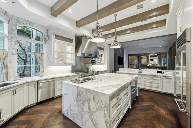 220 Merrie Way Lane, Houston, TX 77024, Houston, Texas, United States. - Photo 8