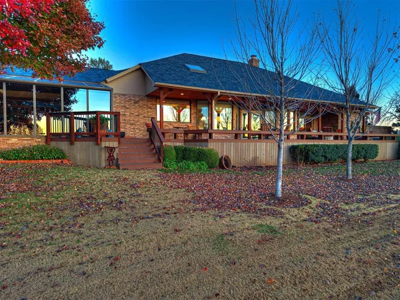 650 E Oak Place, Edmond, OK 73025, Edmond, Oklahoma, United States. - Photo 46