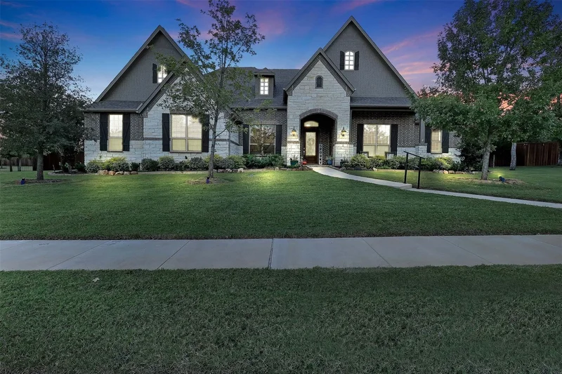 4 Bedrooms Single Family Detached