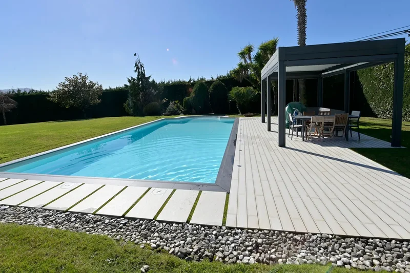 C/ La Concha, Suances, Cantabria, Spain. - Photo 27
