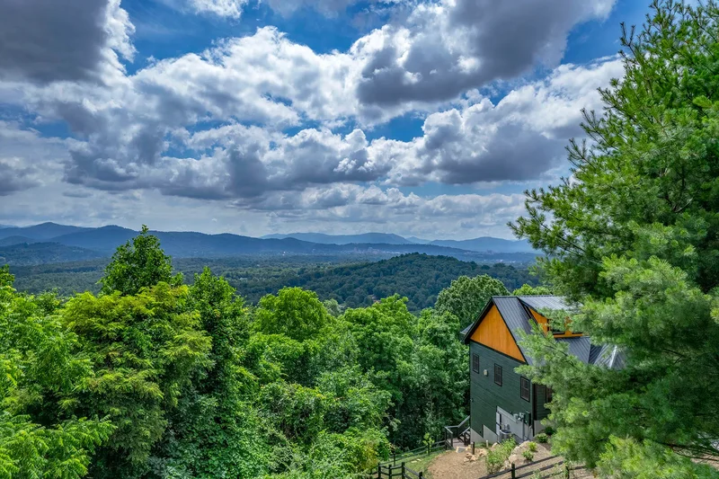 62 Destination Drive, Asheville, NC 28806, Asheville, North Carolina, United States. - Photo 2