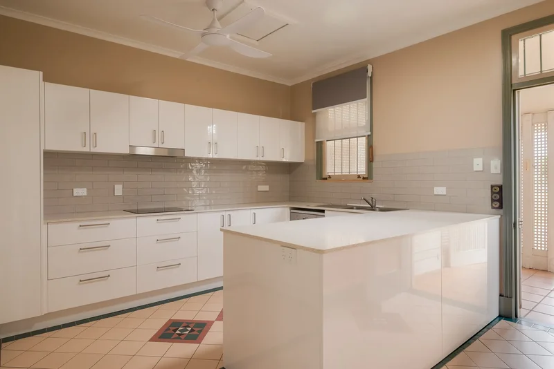 65 Grove Cres, Toowong QLD 4066, Australia, Toowong, Queensland, Australia. - Photo 4