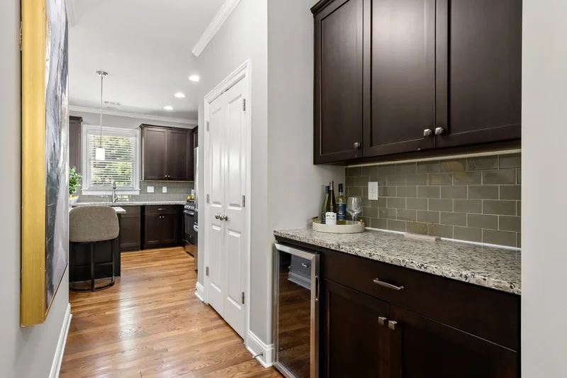 2199 Collins Ridge Drive NW, Atlanta, GA 30318, Atlanta, Georgia, United States. - Photo 4