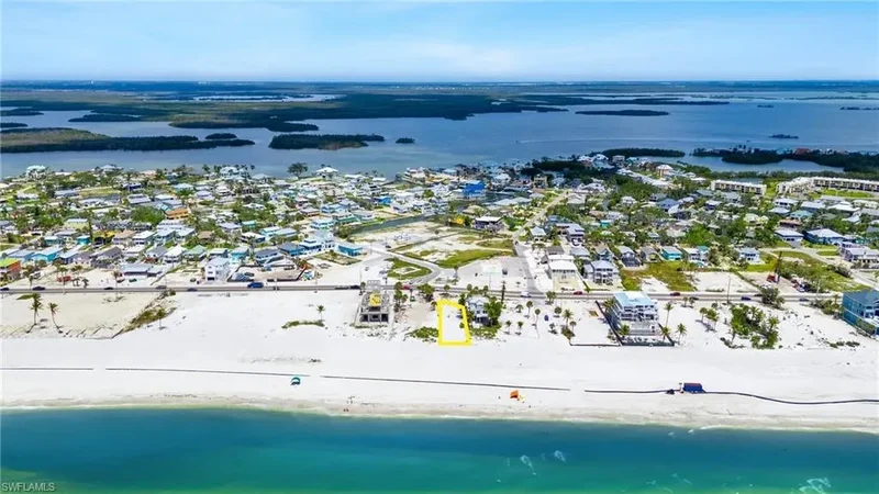 5682, Fort Myers Beach, Florida, United States. - Photo 14