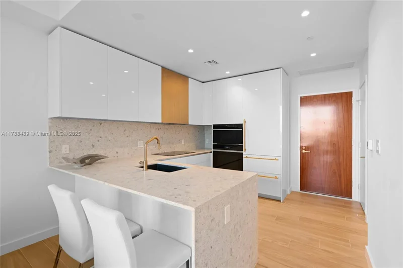 2678 Tigertail Ave 615, Miami, Florida, United States. - Photo 3