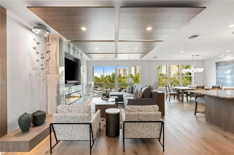 121 Barefoot CIR #16, Bonita Springs, Florida, United States. - Photo 15