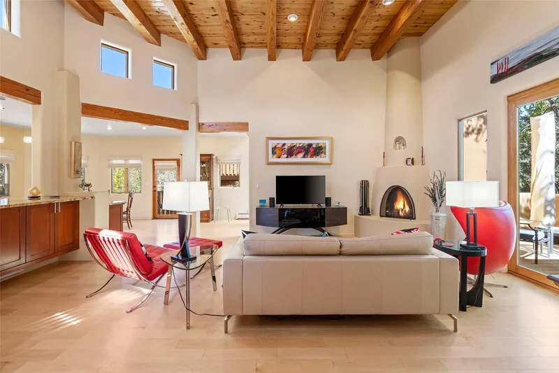 761 Aspen Compound, Santa Fe, NM 87501, Santa Fe, New Mexico, United States. - Photo 13