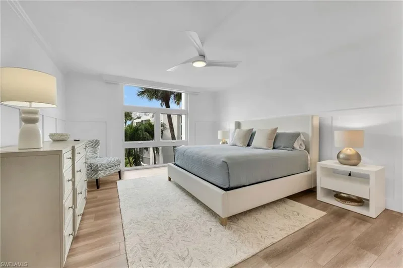 400 Park Shore DR #302, Naples, Florida, United States. - Photo 18