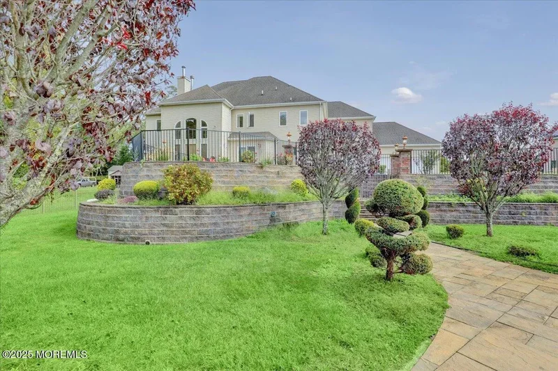 53 Mccaffery Road, Manalapan, NJ 07726, Manalapan Township, New Jersey, United States. - Photo 60