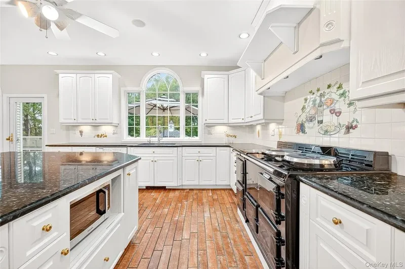 21 Benson Point Court, Stony Point, NY, 10980, USA, Haverstraw, New York, United States. - Photo 30