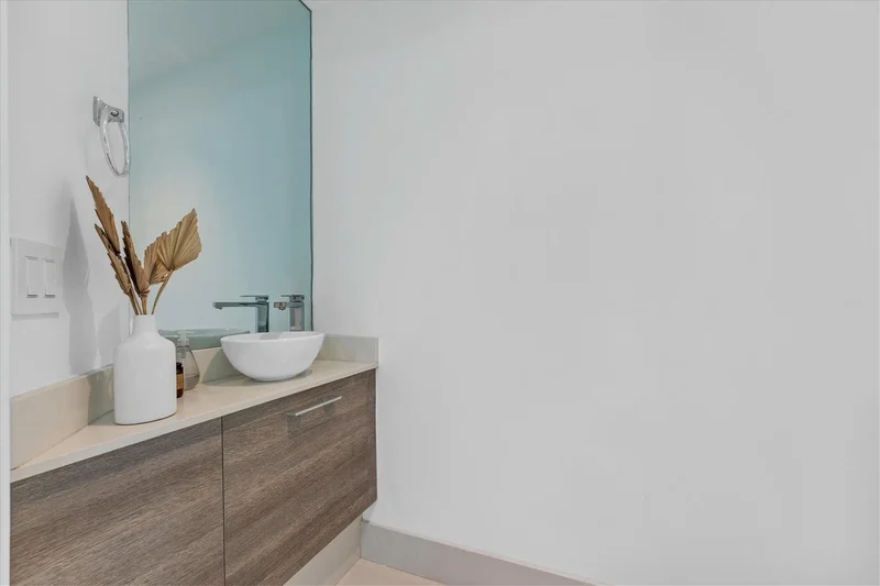 650 NE 32nd Street 4501, Miami, Florida, United States. - Photo 34