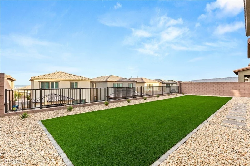 230 Cactus Sunrise Street, Las Vegas, Nevada, United States. - Photo 48