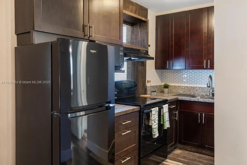 505 SE 20th St, Fort Lauderdale, Florida, United States. - Photo 9