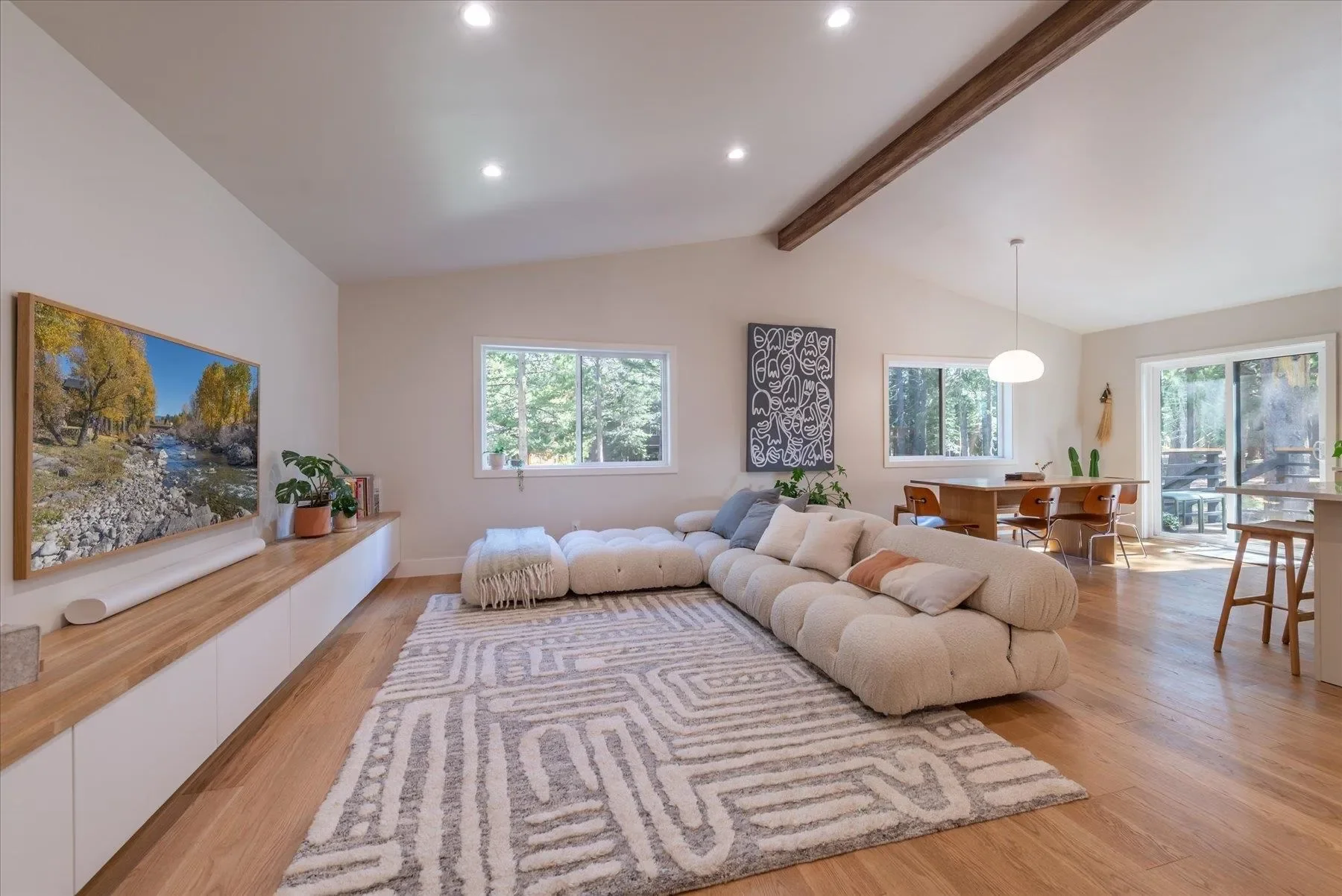14344 Northwoods Boulevard, Truckee, California, United States. - Hero Image