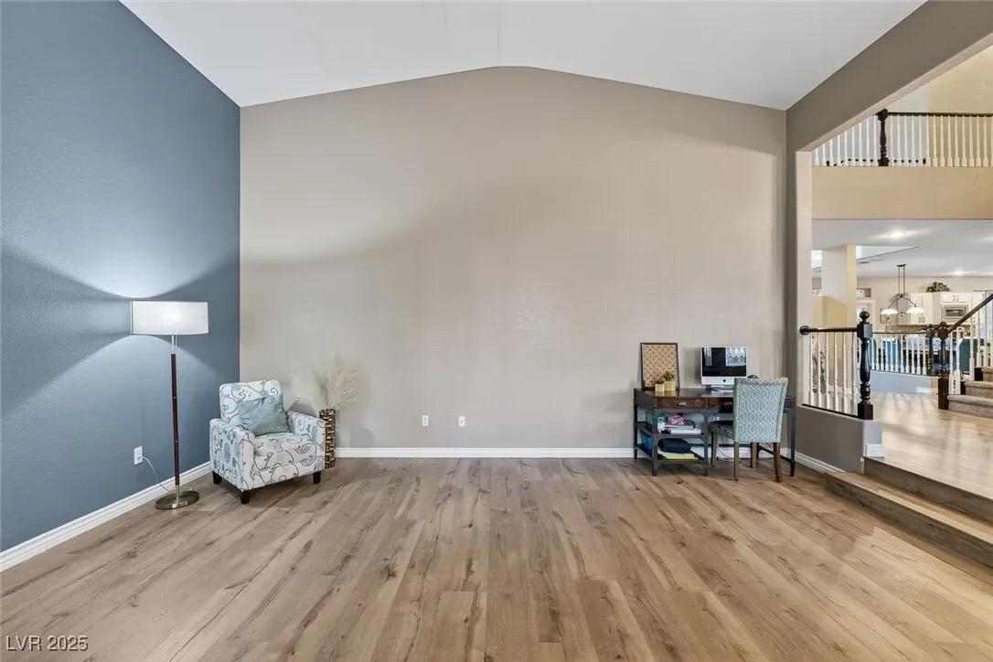 7631 Man O War Street, Las Vegas, Nevada, United States. - Photo 12