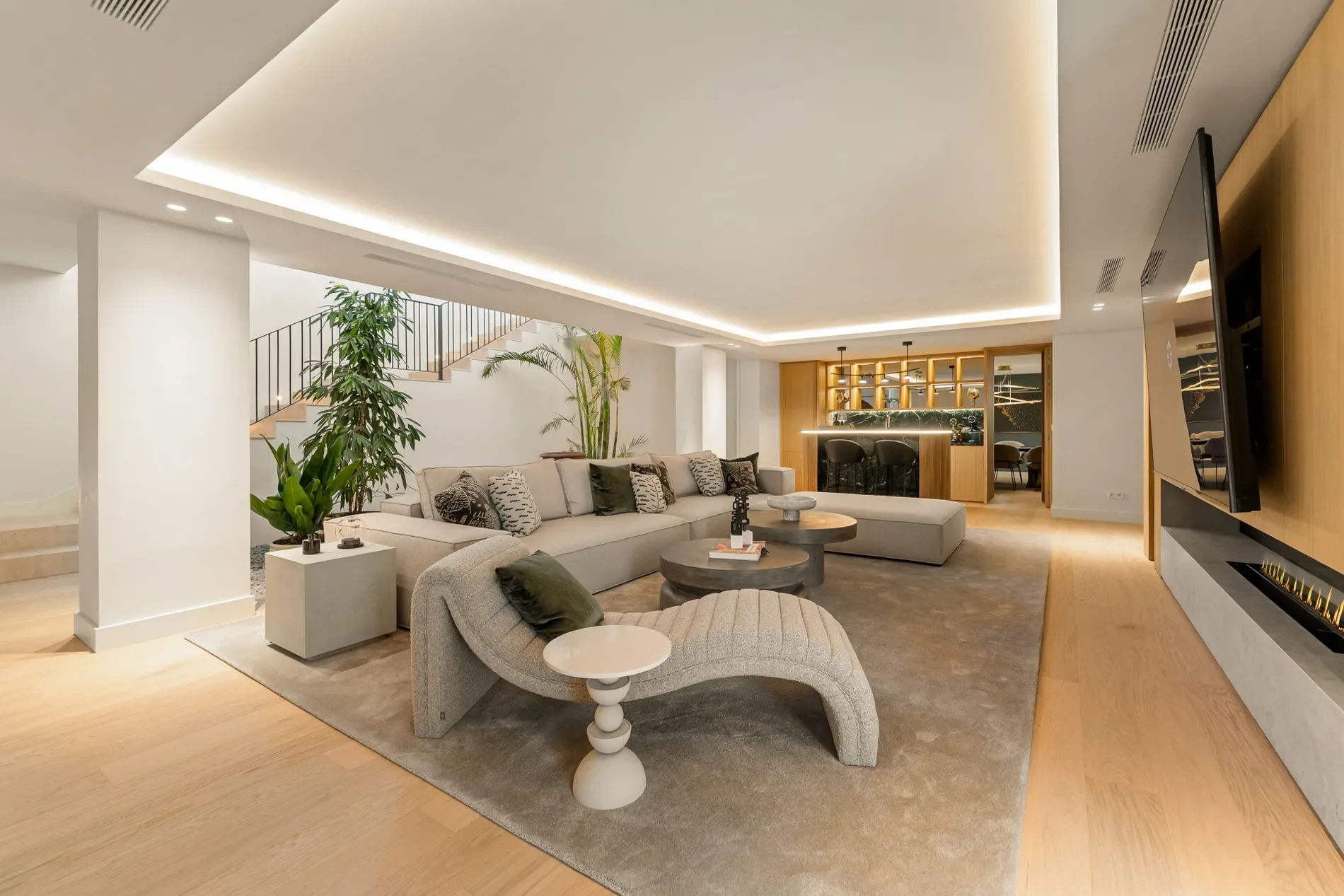 Nueva Andalucía, 29660 Marbella, Málaga, Spain, Puerto Banus, Marbella, Spain. - Photo 17