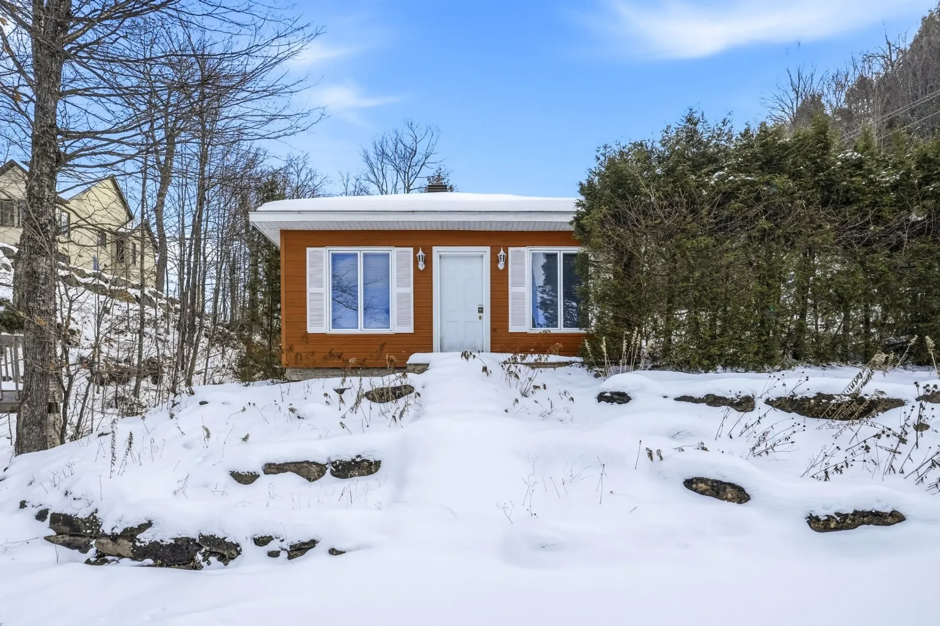 Exterior photo 10