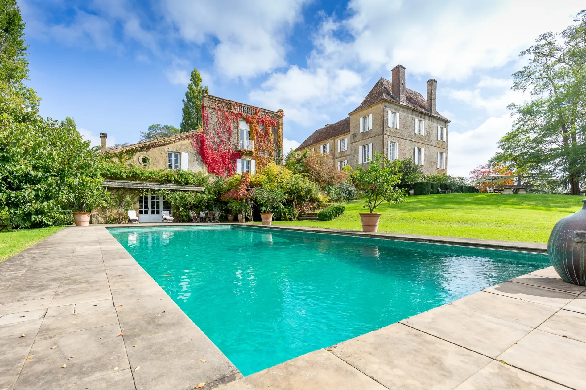 Aignan, Occitanie, France. - Photo 9