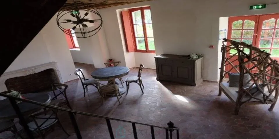 Gallery photo 3