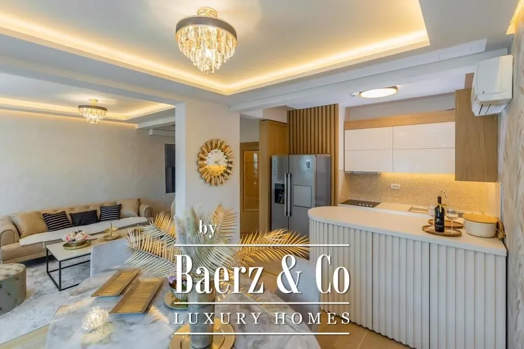 Apartment in Przno with Seaview and a Pool